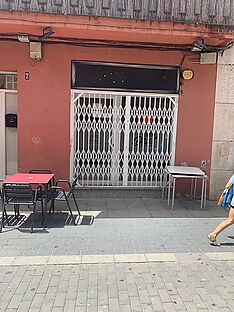 BÂTIMENT SITUÉ EN FACE DE L'ÉGLISE DE MALGRAT DE MAR