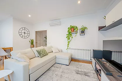 PIS EN VENDA LLOGAT A GIRONA, IDEAL PER A INVERSORS