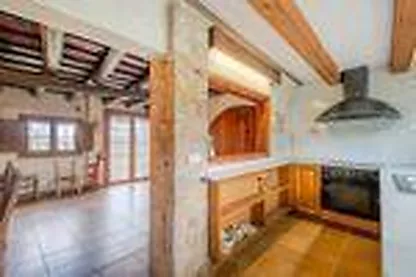 MASIA A SILS AMB AMPLI TERRENY