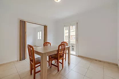 PIS DE 4 HABITACIONS EN VENDA A L'EIXAMPLE